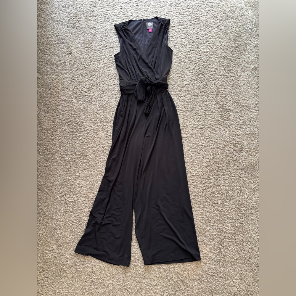 Vince Camuto XS tie front black romper/jumpsuit